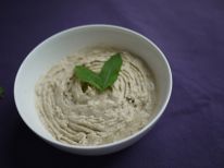 Green bean dip with sage and lime